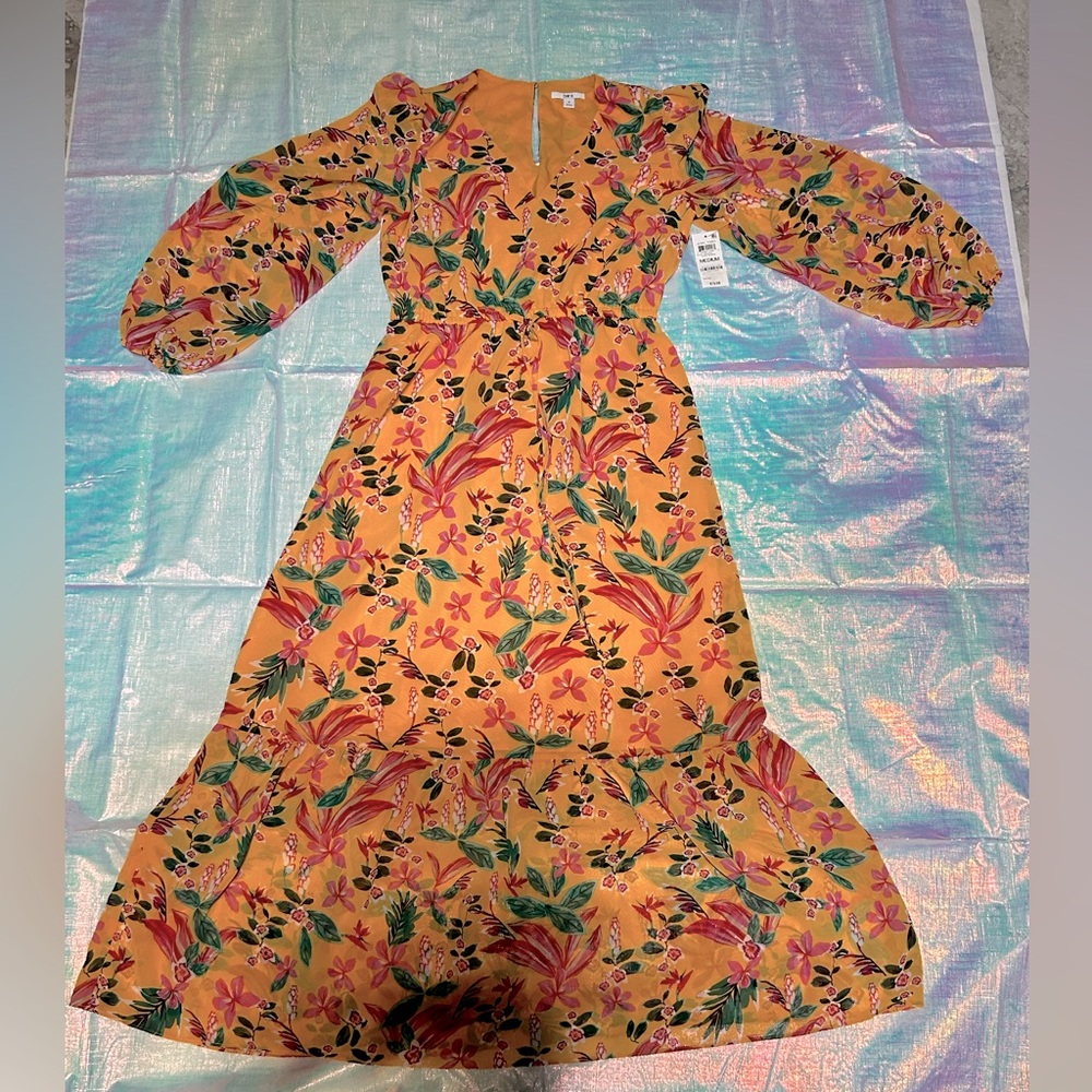 BAR III NWT TANGERINE FLORAL LONG SLEEVE LONG DRESS SIZE MEDIUM